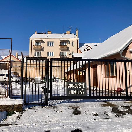 Guesthouse Mikulas Mikulov - Free Parking In The City Center Dış mekan fotoğraf