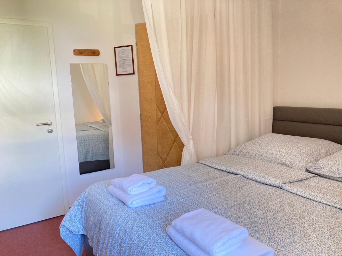 Guesthouse Mikulas Mikulov - Free Parking In The City Center Dış mekan fotoğraf
