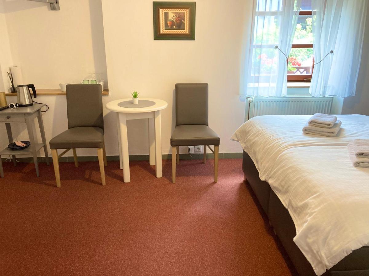 Guesthouse Mikulas Mikulov - Free Parking In The City Center Dış mekan fotoğraf