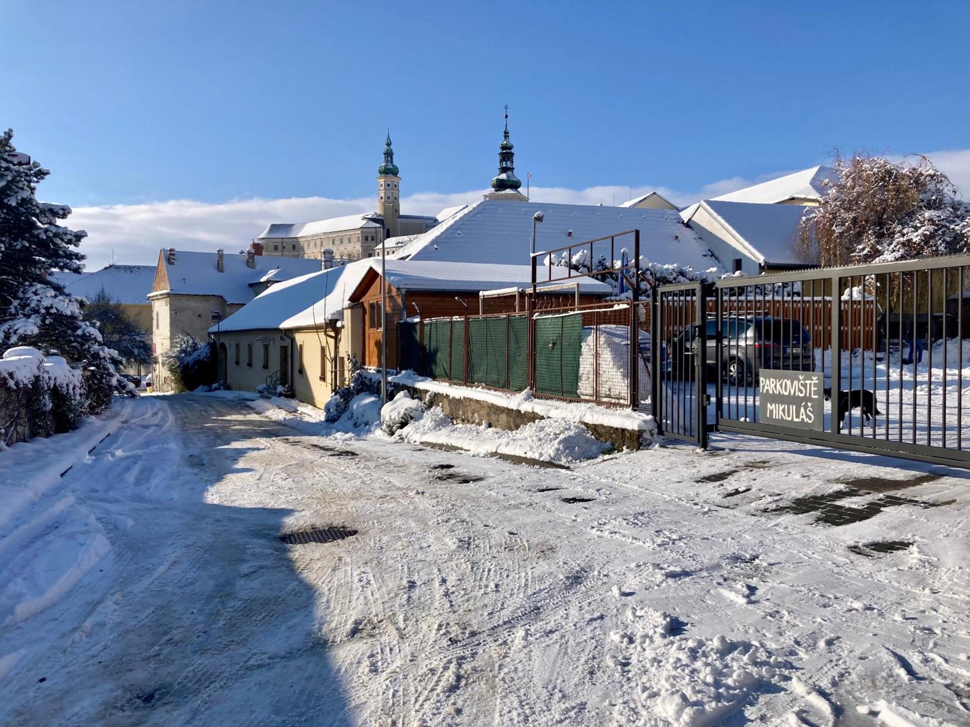 Guesthouse Mikulas Mikulov - Free Parking In The City Center Dış mekan fotoğraf
