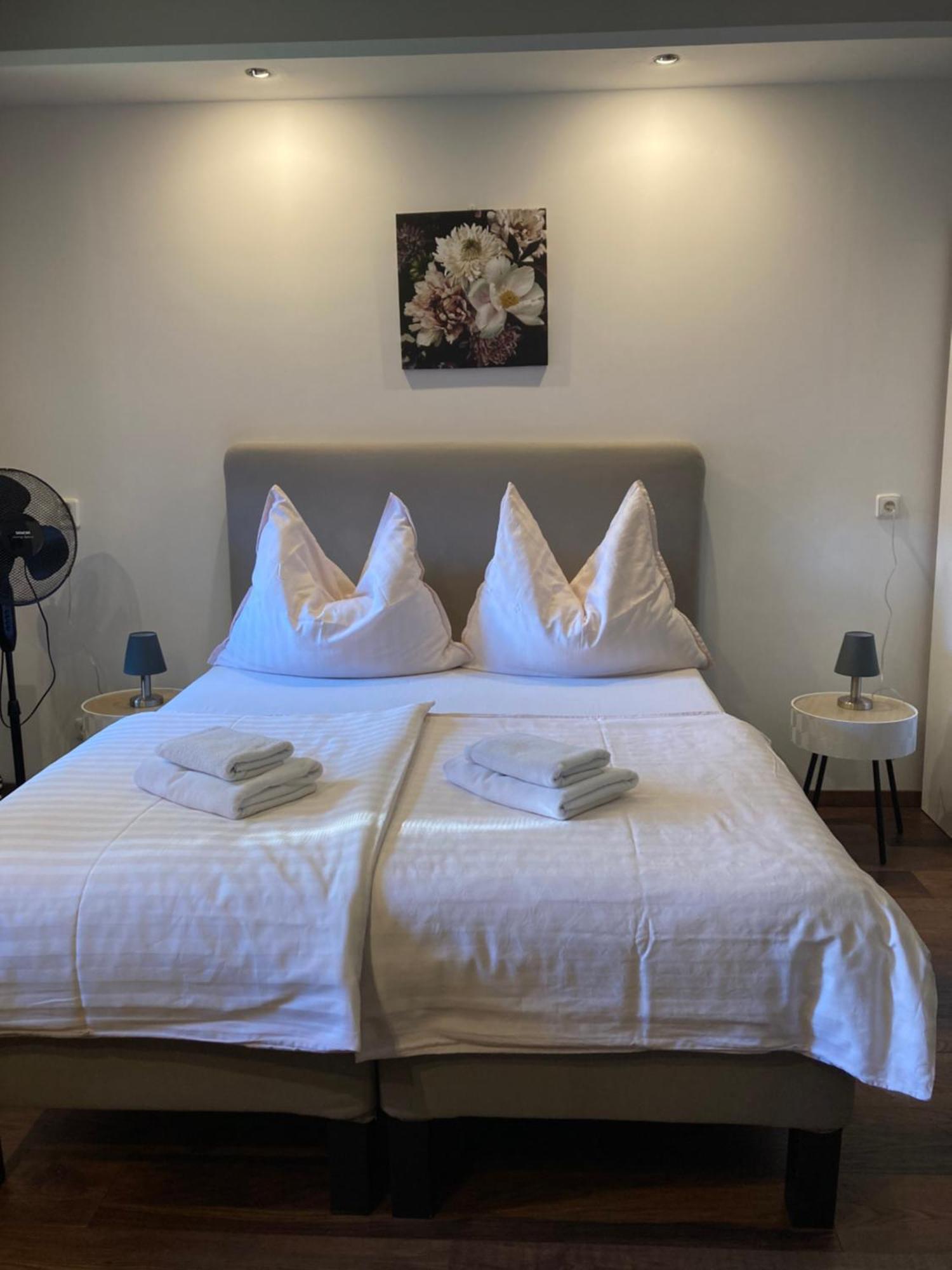 Guesthouse Mikulas Mikulov - Free Parking In The City Center Dış mekan fotoğraf